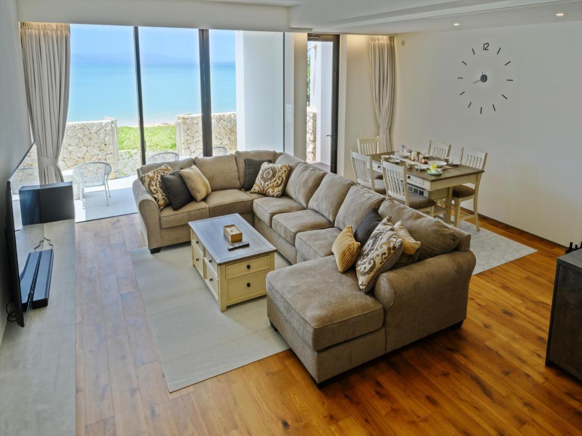 Onna Resort ناغُ المظهر الخارجي الصورة